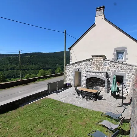 Maison Renovee Proche Super-lioran Avec Parking, Wi-fi Et Jardin - Fr-1-742-560 Laveissière
